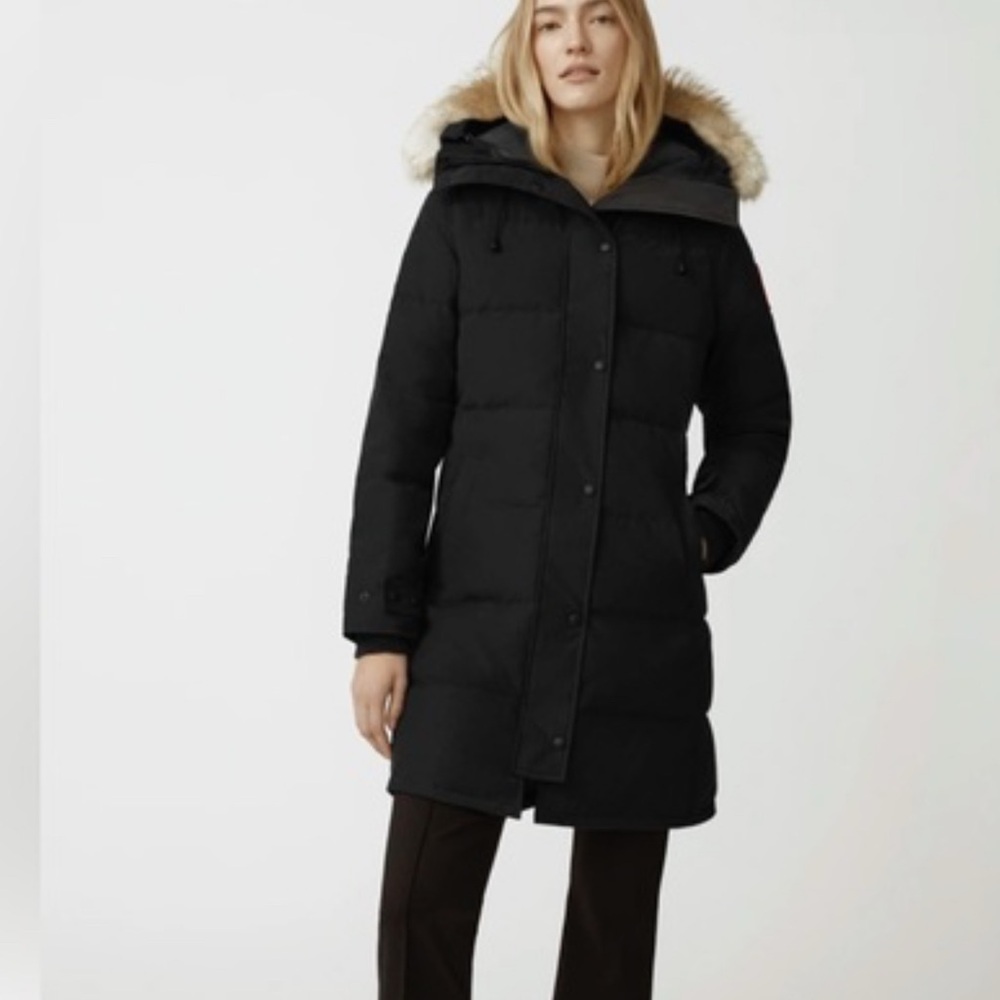 Canada Goose Shelburne Parka with Fur-Trim Hood Medium